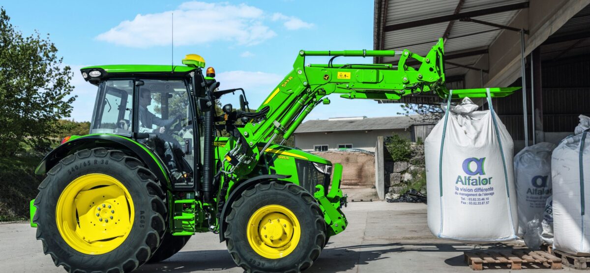 Tractoare John Deere Seria 5R