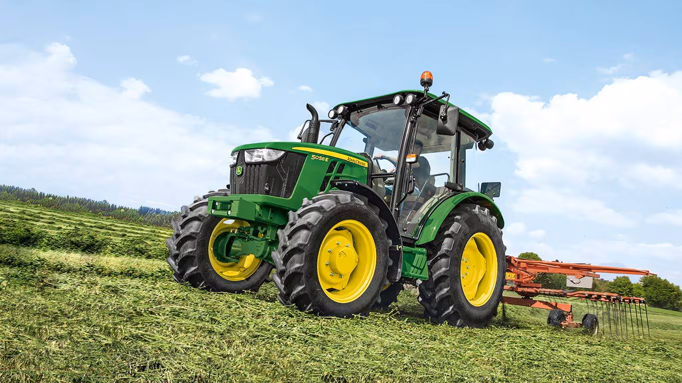 Tractor John Deere 5058E IPSO