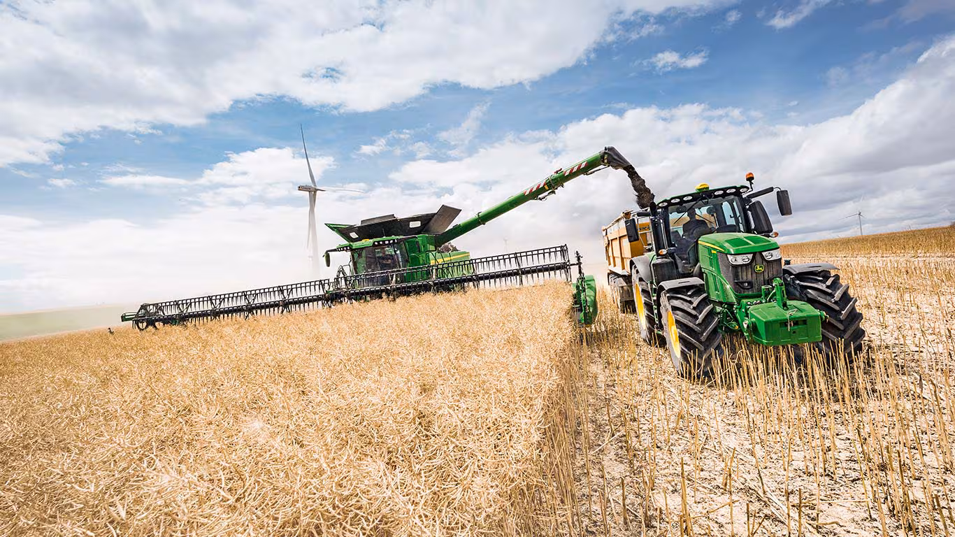 Combine de 100 tone John Deere Seria X9 IPSO