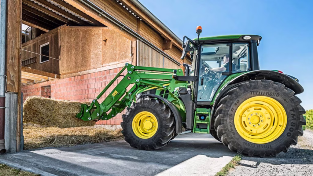 Incarcatoare frontale John Deere seria M disponibile prin IPSO