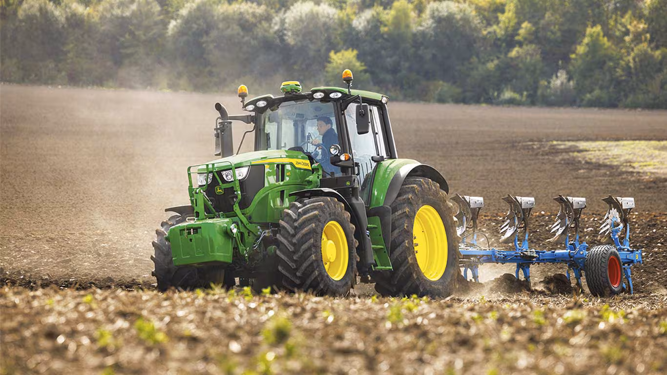 John Deere Series 6M tractor from IPSO
