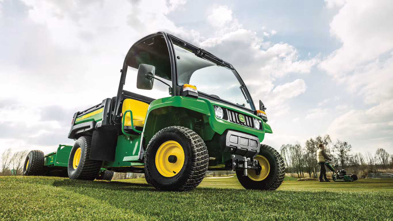 Vehicule utilitare performante John Deere pneuri cu flotatie ridicata de la IPSO