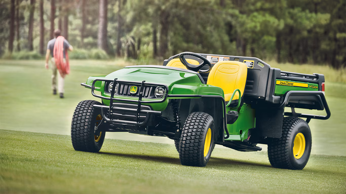 Vehicule utilitare performante John Deere